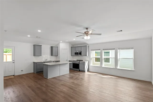 $246,000 | 510 Oak Chase Avenue, Dayton, TX 77535