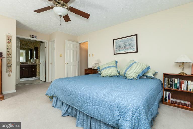 907 Metfield Road Baltimore, MD 21286 - Photo 16 of 26 Bedroom (Master)