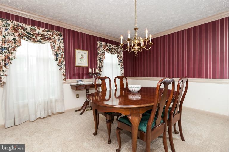 907 Metfield Road Baltimore, MD 21286 - Photo 3 of 26 Dining Room
