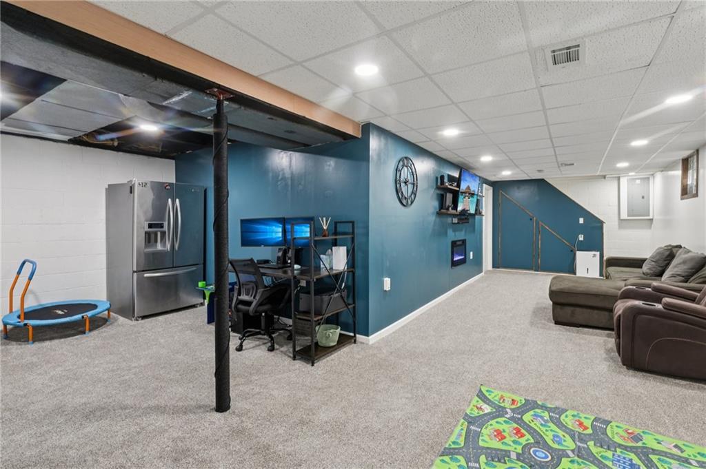 9 Rose Street Eighty Four, PA 15330 - Photo 25 of 33