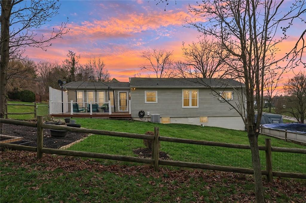 9 Rose Street Eighty Four, PA 15330 - Photo 3 of 33