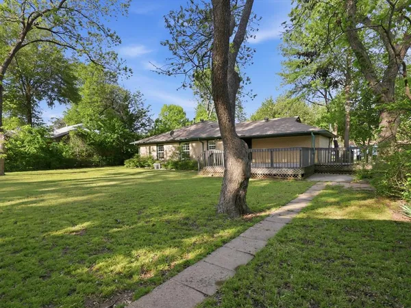 $269,000 | 2210 Robinwood Lane, Denton, TX 76209