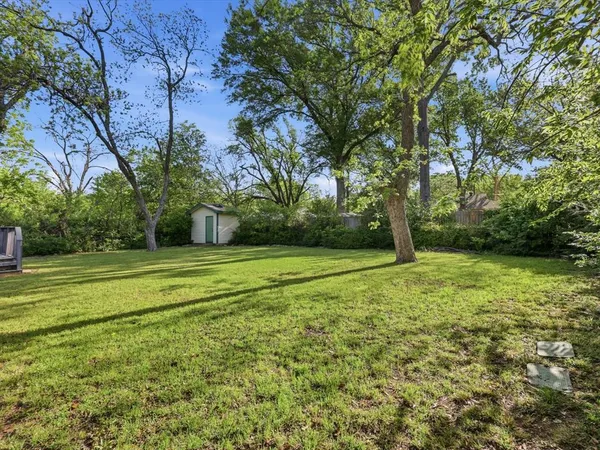 $269,000 | 2210 Robinwood Lane, Denton, TX 76209