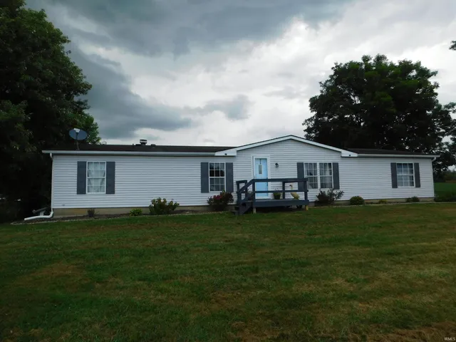 $209,900 | 4592 East State Road 160, Salem, IN 47167