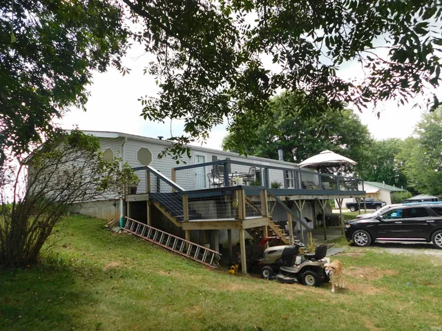 $209,900 | 4592 East State Road 160, Salem, IN 47167