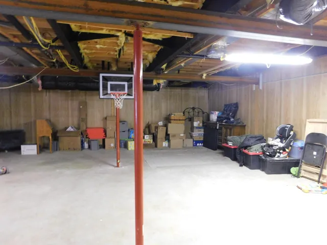 $209,900 | 4592 East State Road 160, Salem, IN 47167