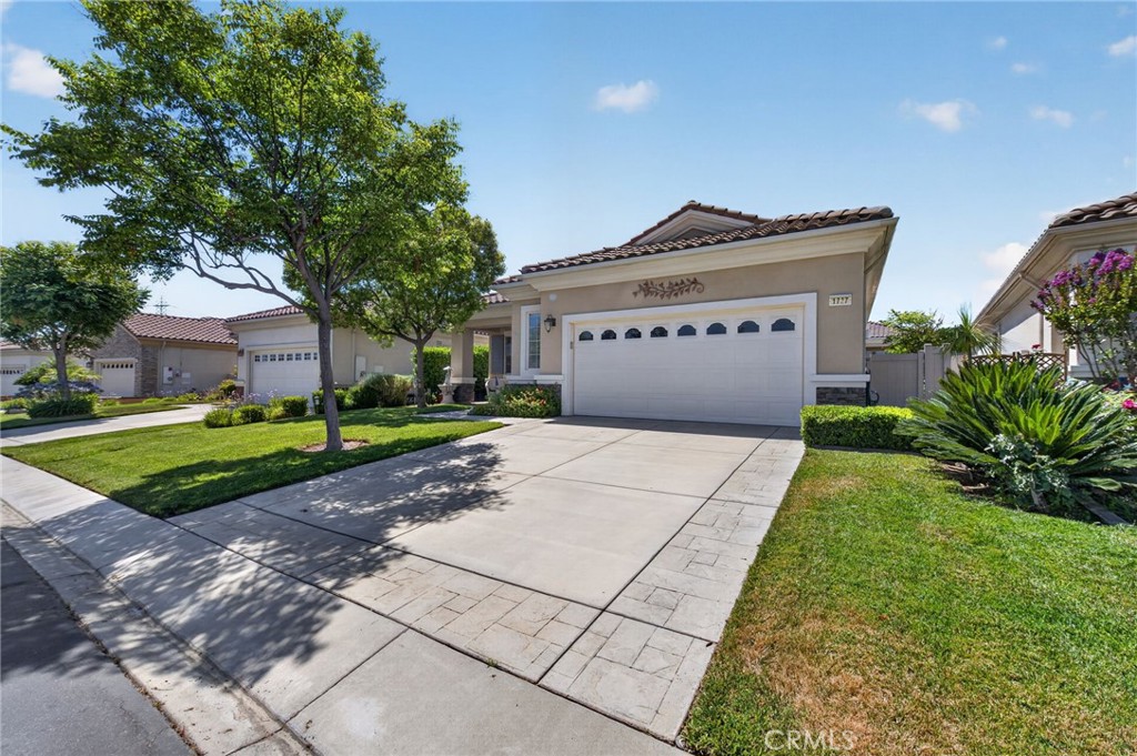 1727 Brittney Road Beaumont, CA 92223 - Photo 4 of 54