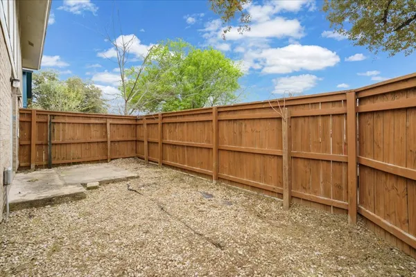 $1,500 | 1313 Southport Drive, Unit D, Austin, TX 78704