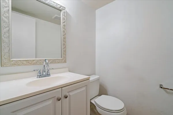 $1,500 | 1313 Southport Drive, Unit D, Austin, TX 78704