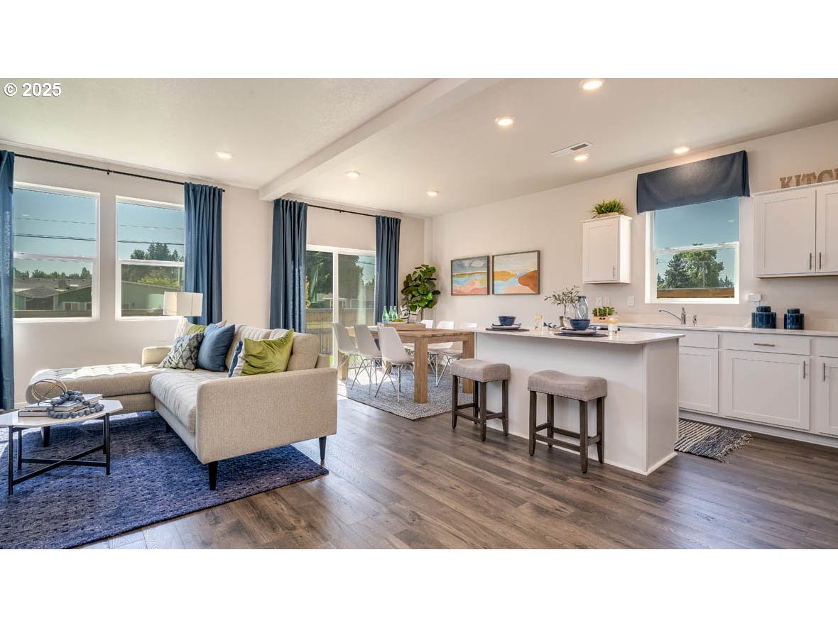 2945 U Street Springfield, OR 97477 - Photo 4 of 29