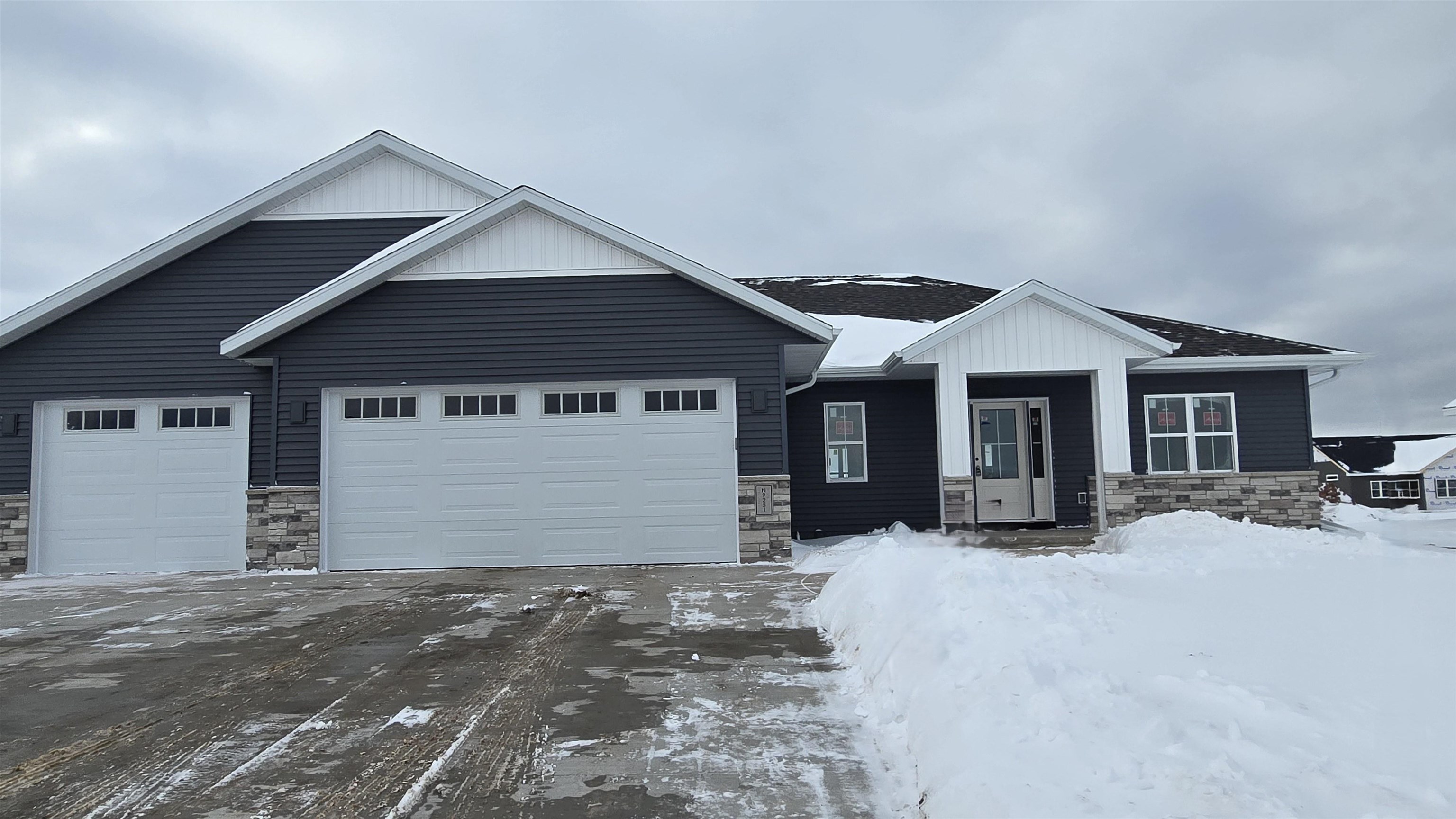 N9251 Anton Court Appleton, WI 54915 - Photo 1 of 1