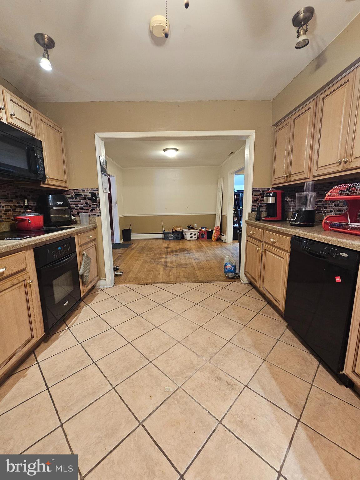 703 Camelia Road Salisbury, MD 21804 - Photo 13 of 45 Big Kitchen