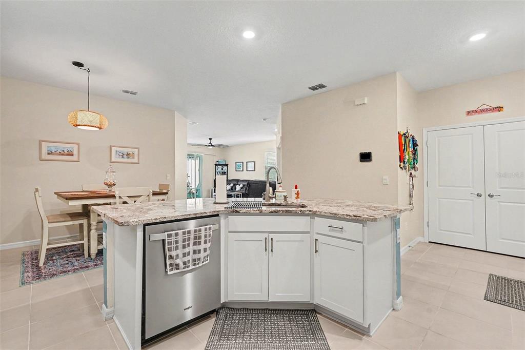 32310 Lexington Street Wesley Chapel, FL 33543 - Photo 11 of 35