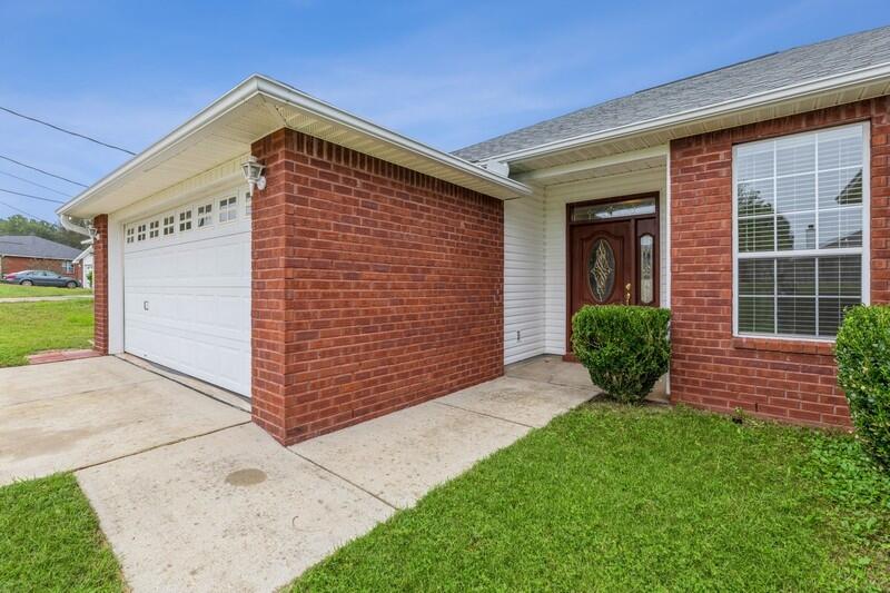 4775 Balboa Road Crestview, FL 32539 - Photo 5 of 50