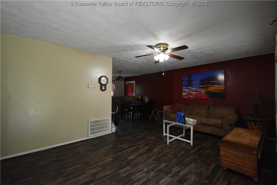 4724 Big Tyler Road Charleston, WV 25313 - Photo 4 of 21 Gallery Image 4