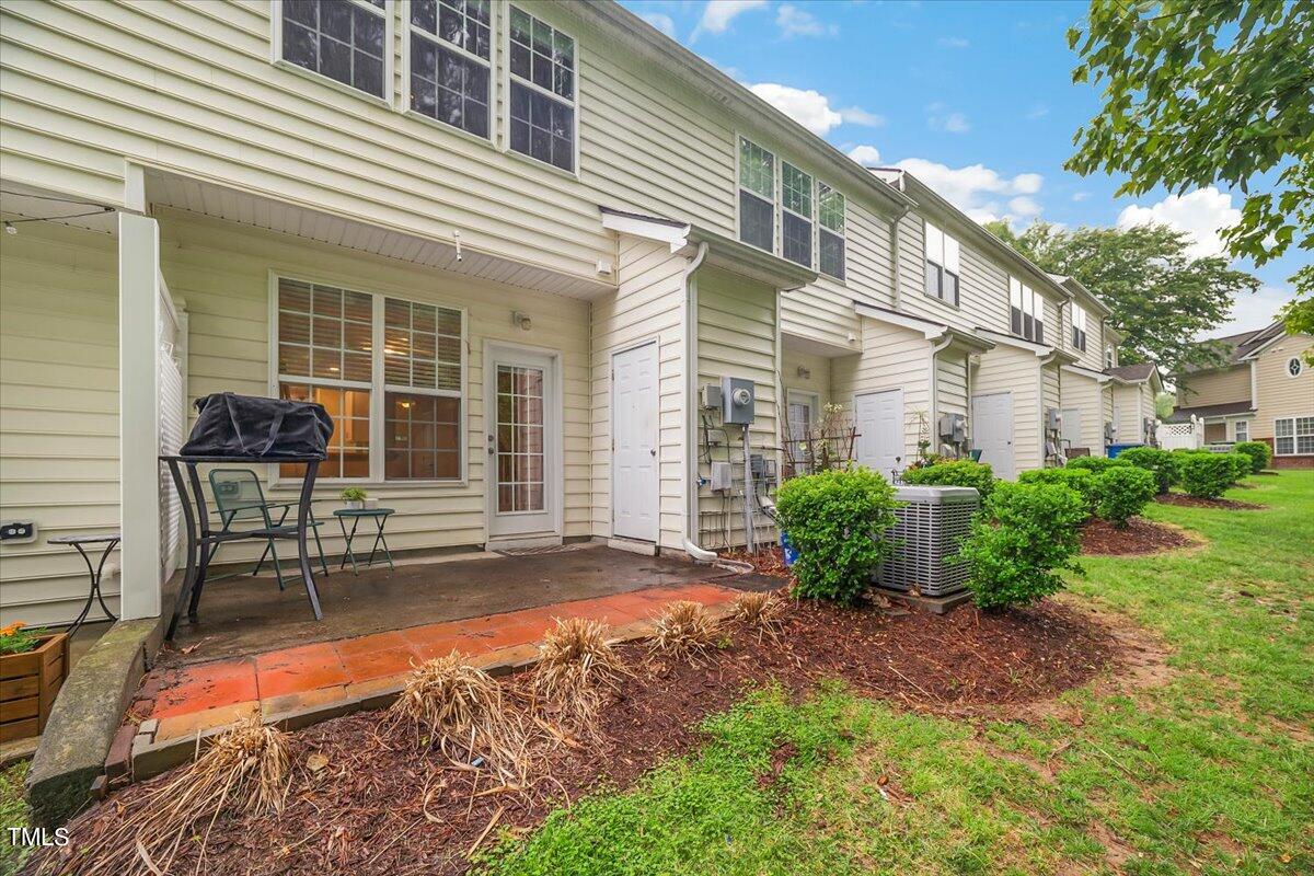 4508 Sugarbend Way Raleigh, NC 27606 - Photo 30 of 39 28-P1202965