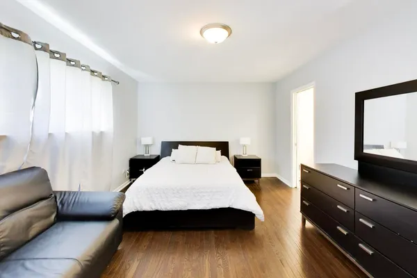 $815,000 | 339 North Emroy Avenue, Elmhurst, IL 60126
