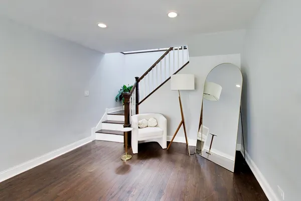 $815,000 | 339 North Emroy Avenue, Elmhurst, IL 60126