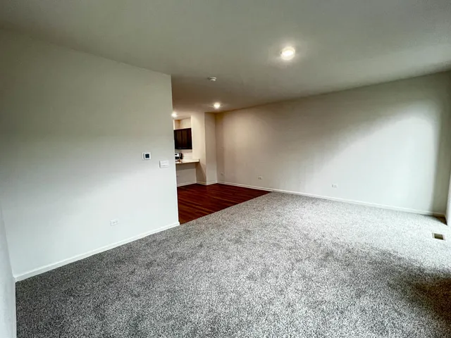 $489,990 | 373 Summit Circle, Lombard, IL 60148