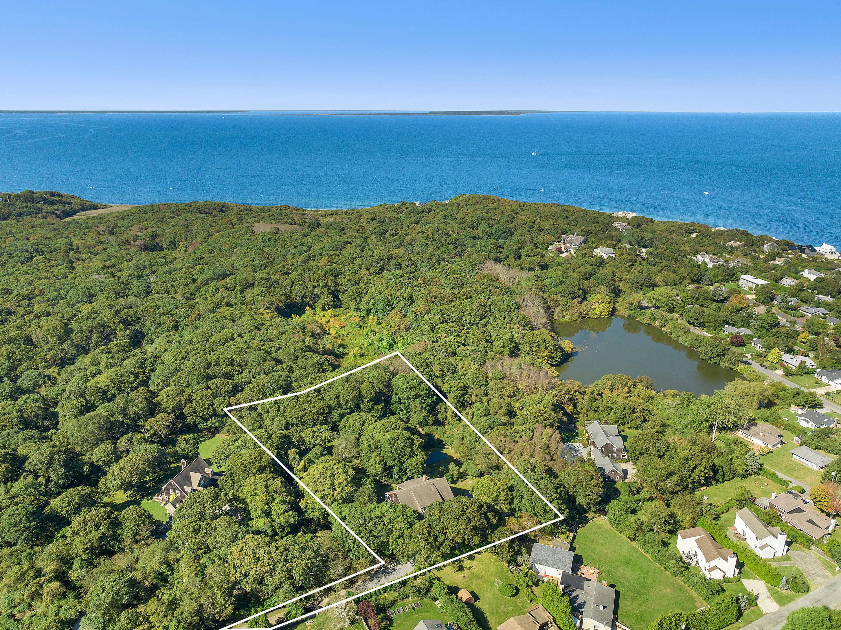 4 Bayberry Road Montauk, NY 11954 - Photo 1 of 29 view of an ocean