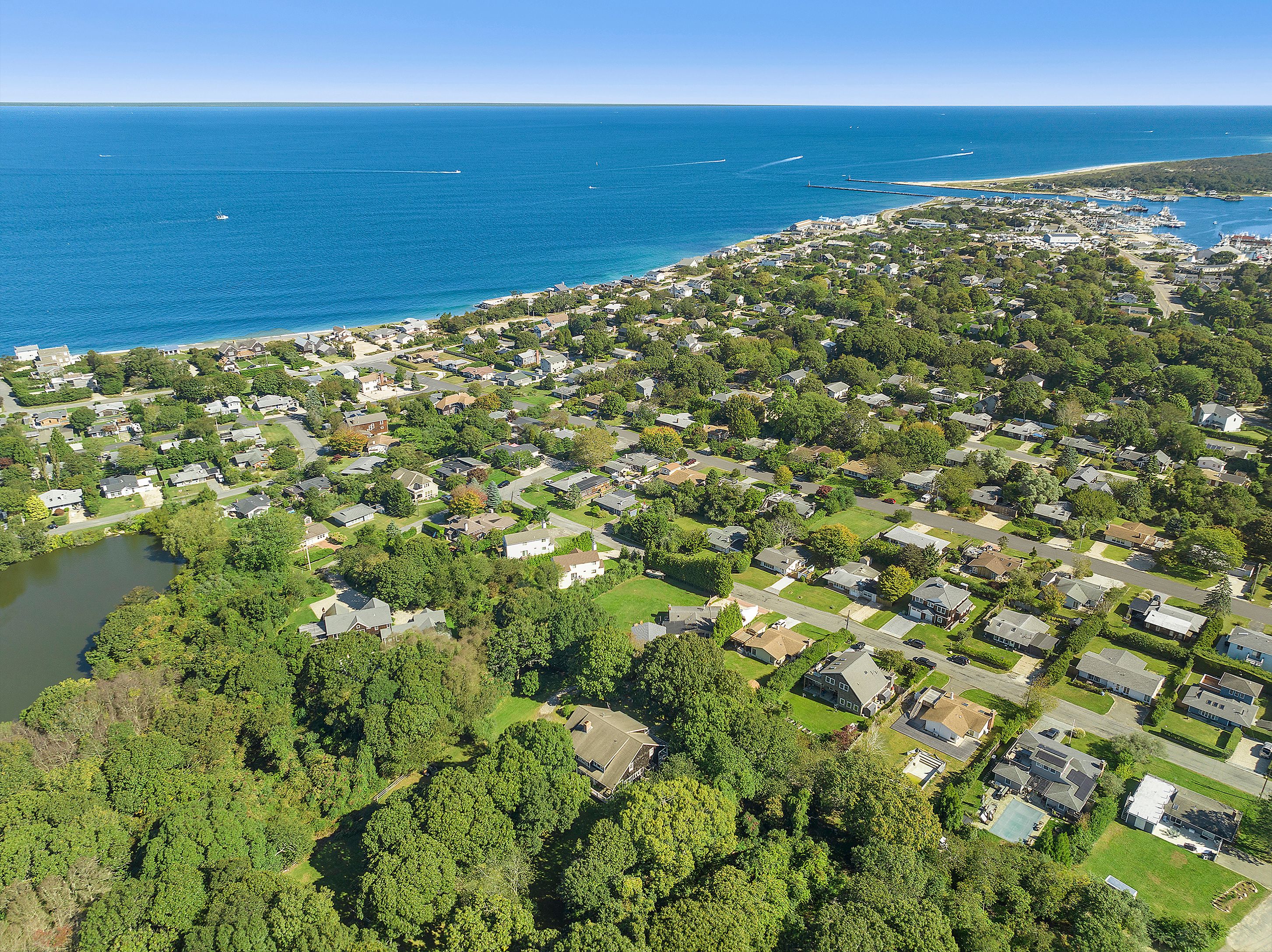4 Bayberry Road Montauk, NY 11954 - Photo 29 of 29 a view of an ocean