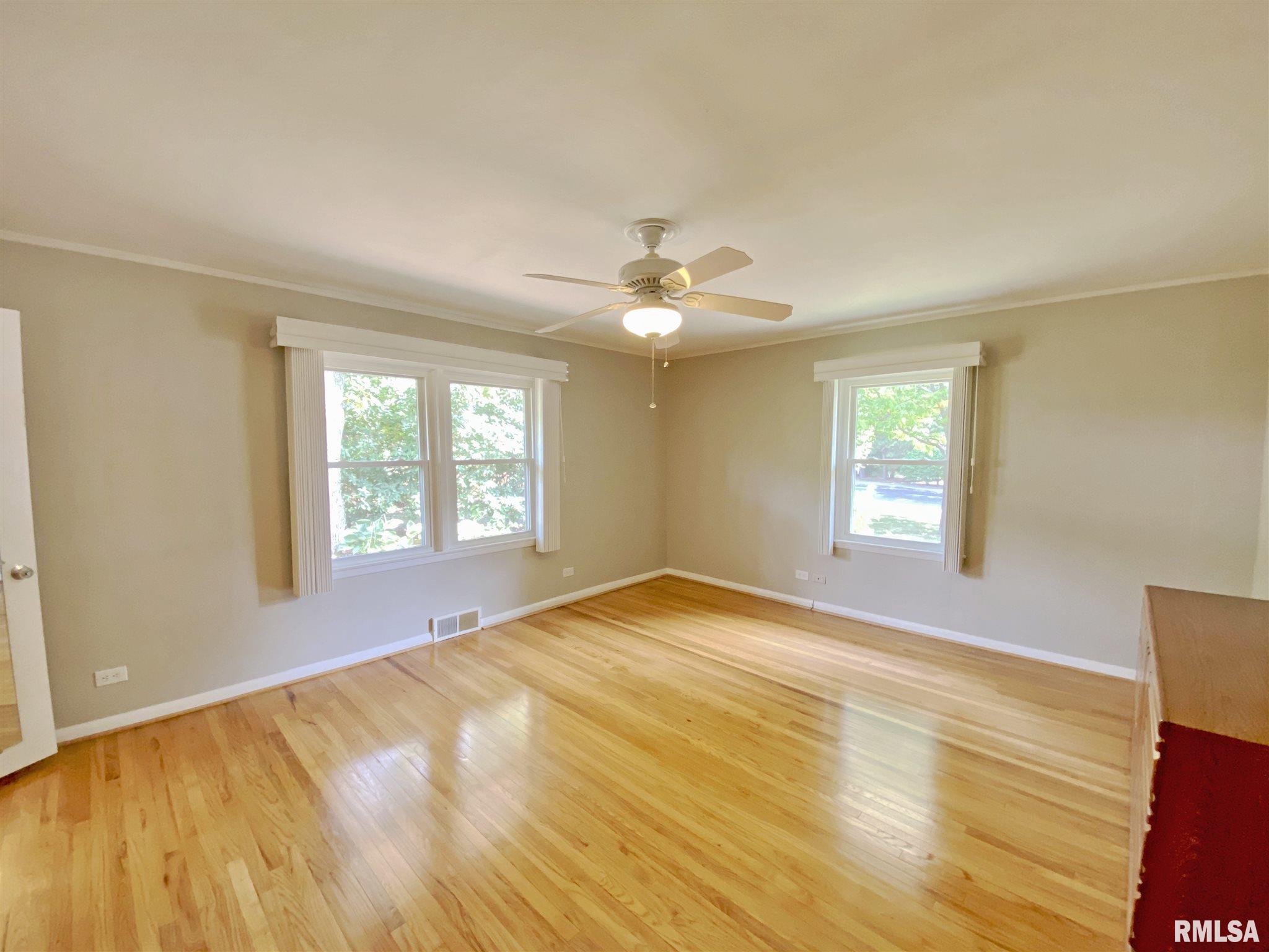 409 West Ridgemont Road Peoria, IL 61614 - Photo 16 of 30 Gallery Image 16