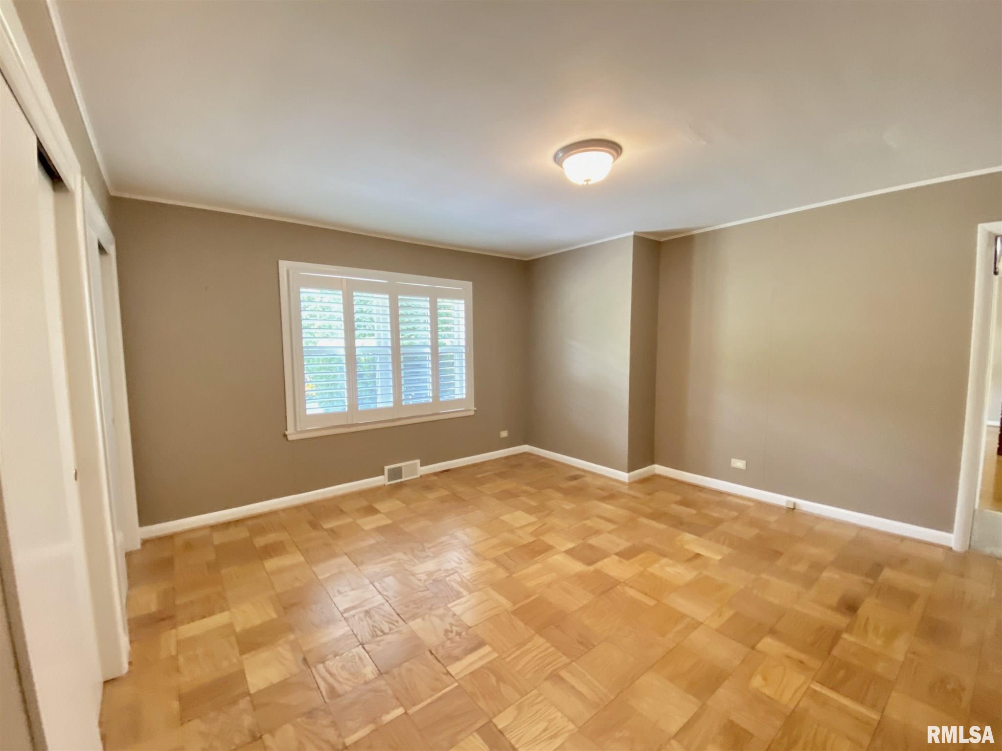 409 West Ridgemont Road Peoria, IL 61614 - Photo 19 of 30 Gallery Image 19
