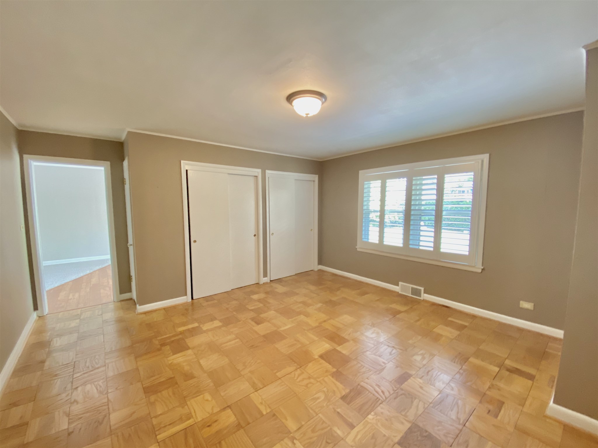409 West Ridgemont Road Peoria, IL 61614 - Photo 20 of 30 Gallery Image 20