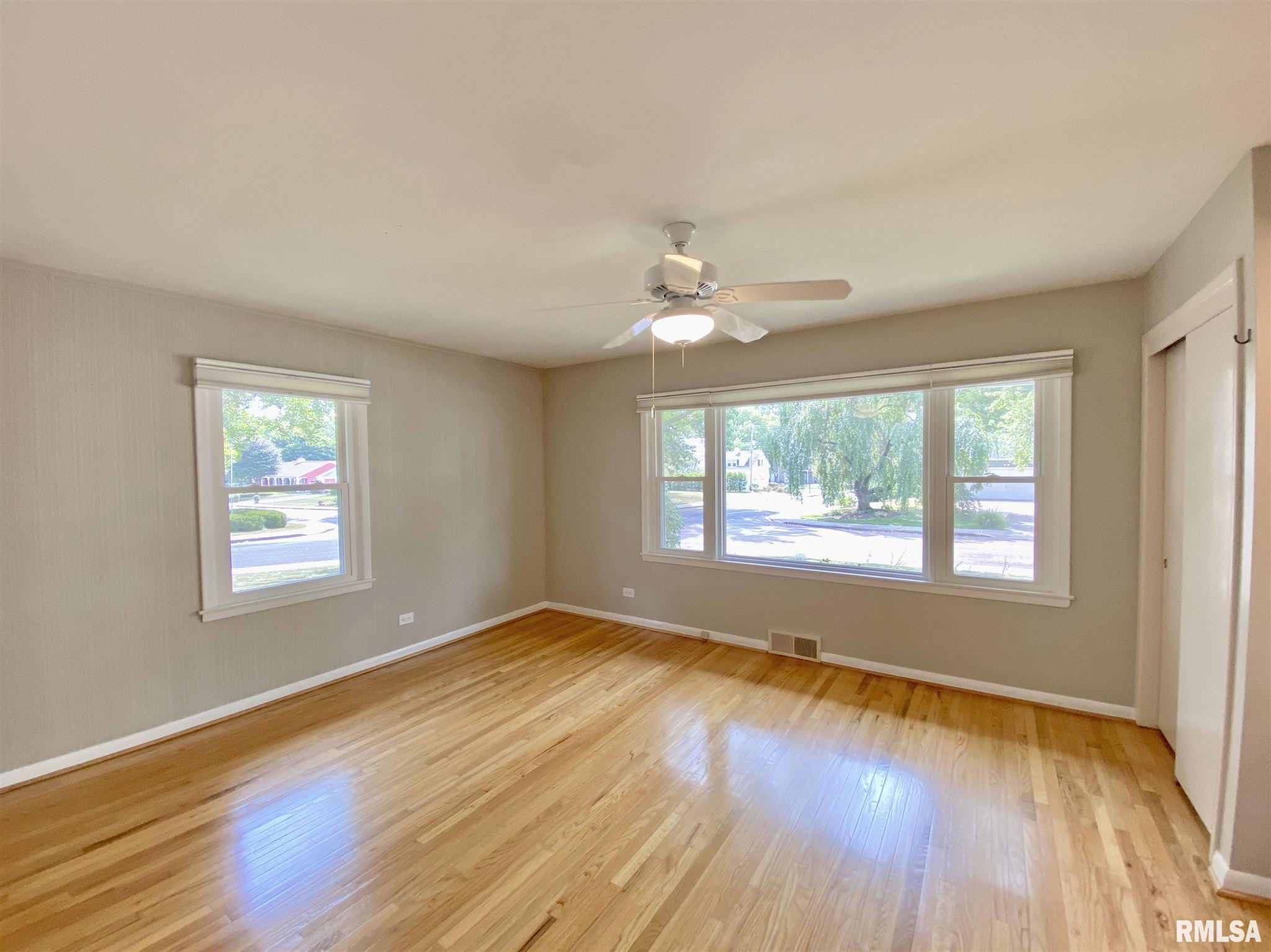 409 West Ridgemont Road Peoria, IL 61614 - Photo 23 of 30 Gallery Image 23
