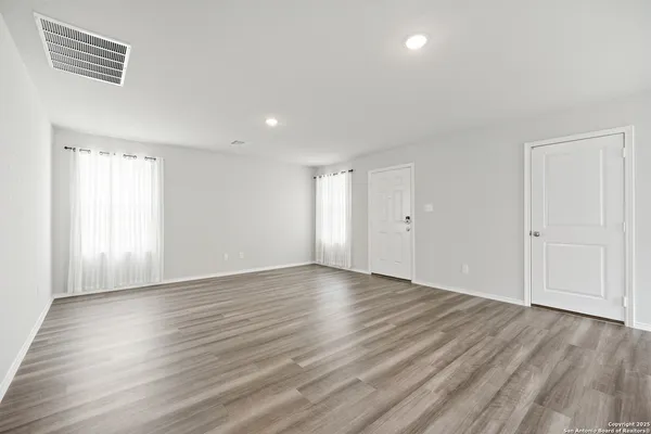 $1,550 | 6534 Augustus Magee, San Antonio, TX 78220