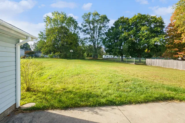 $165,000 | 268 Church Street, Hesperia, MI 49421