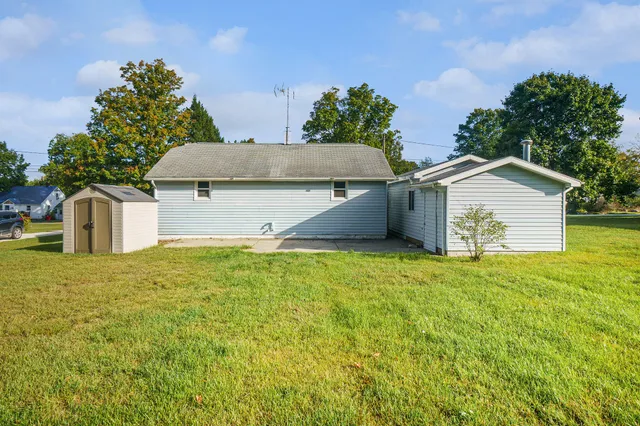 $165,000 | 268 Church Street, Hesperia, MI 49421