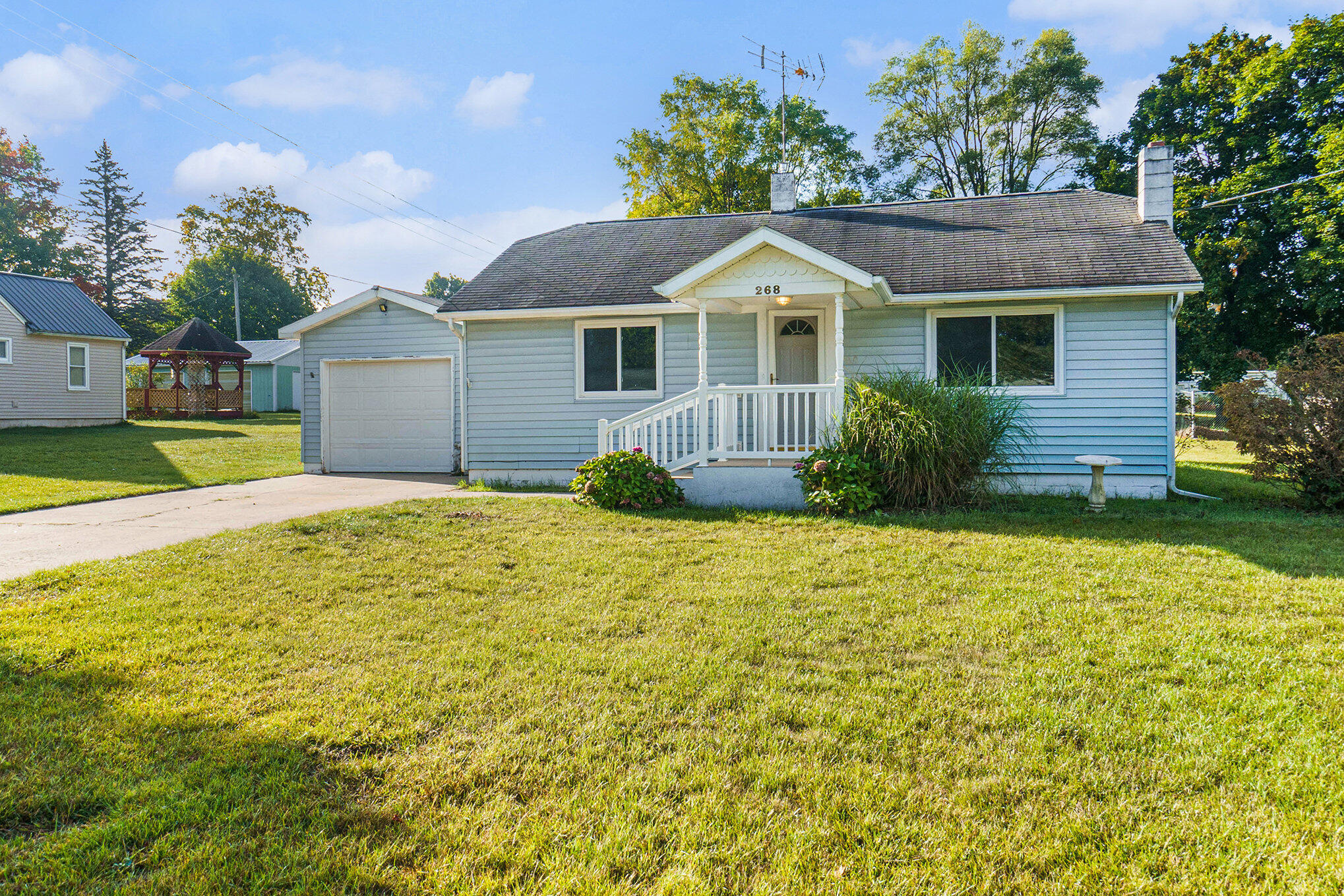 268 Church Street Hesperia, MI 49421 - Photo 3 of 18 Welcome home!