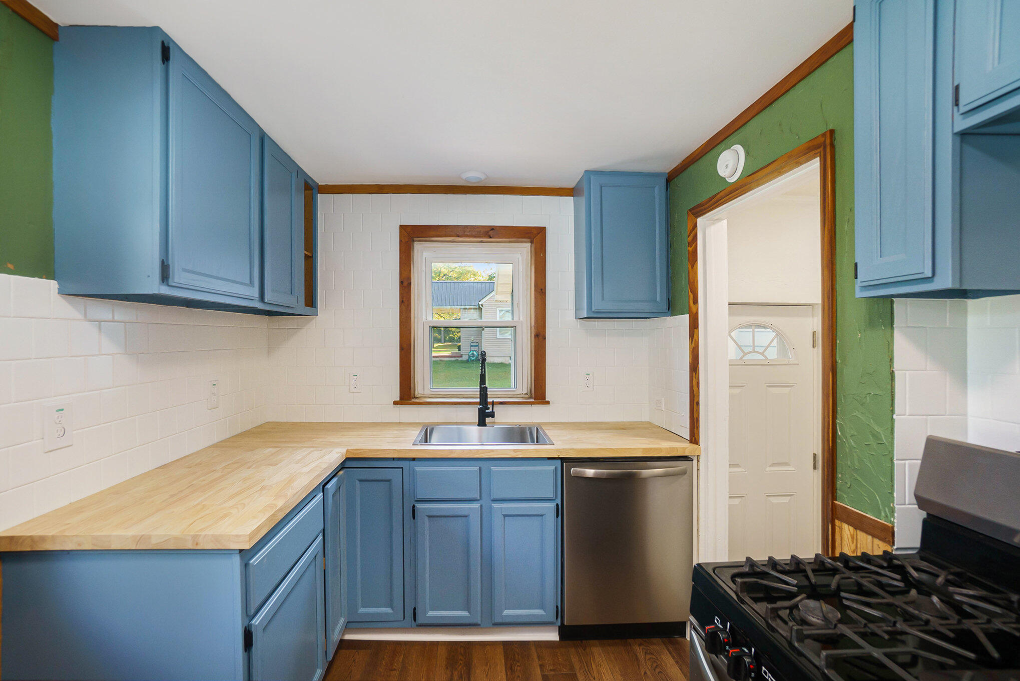 268 Church Street Hesperia, MI 49421 - Photo 9 of 18 Kitchen