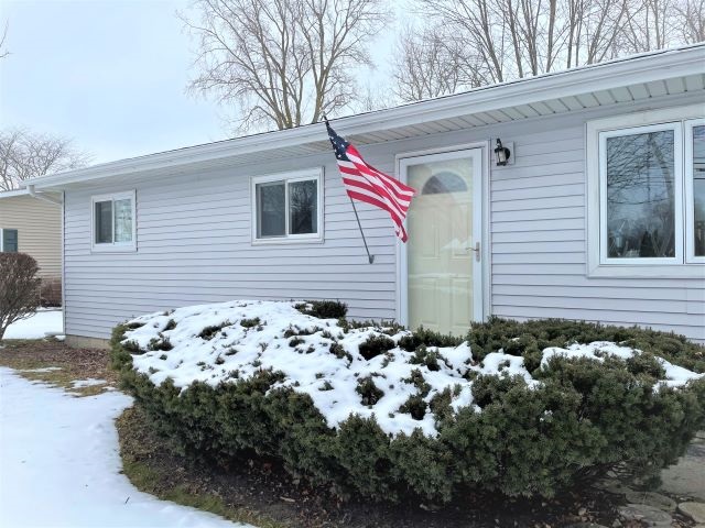 3821 Wheeler Road Bay City, MI 48706 - Photo 1 of 20 Gallery Image 1