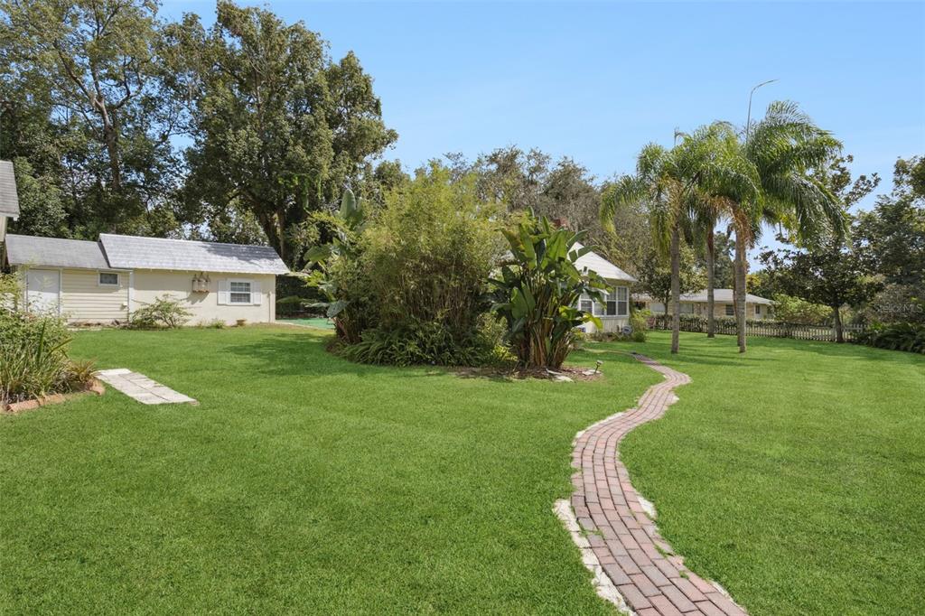 1021 East 3rd Avenue Mount Dora, FL 32757 - Photo 24 of 44