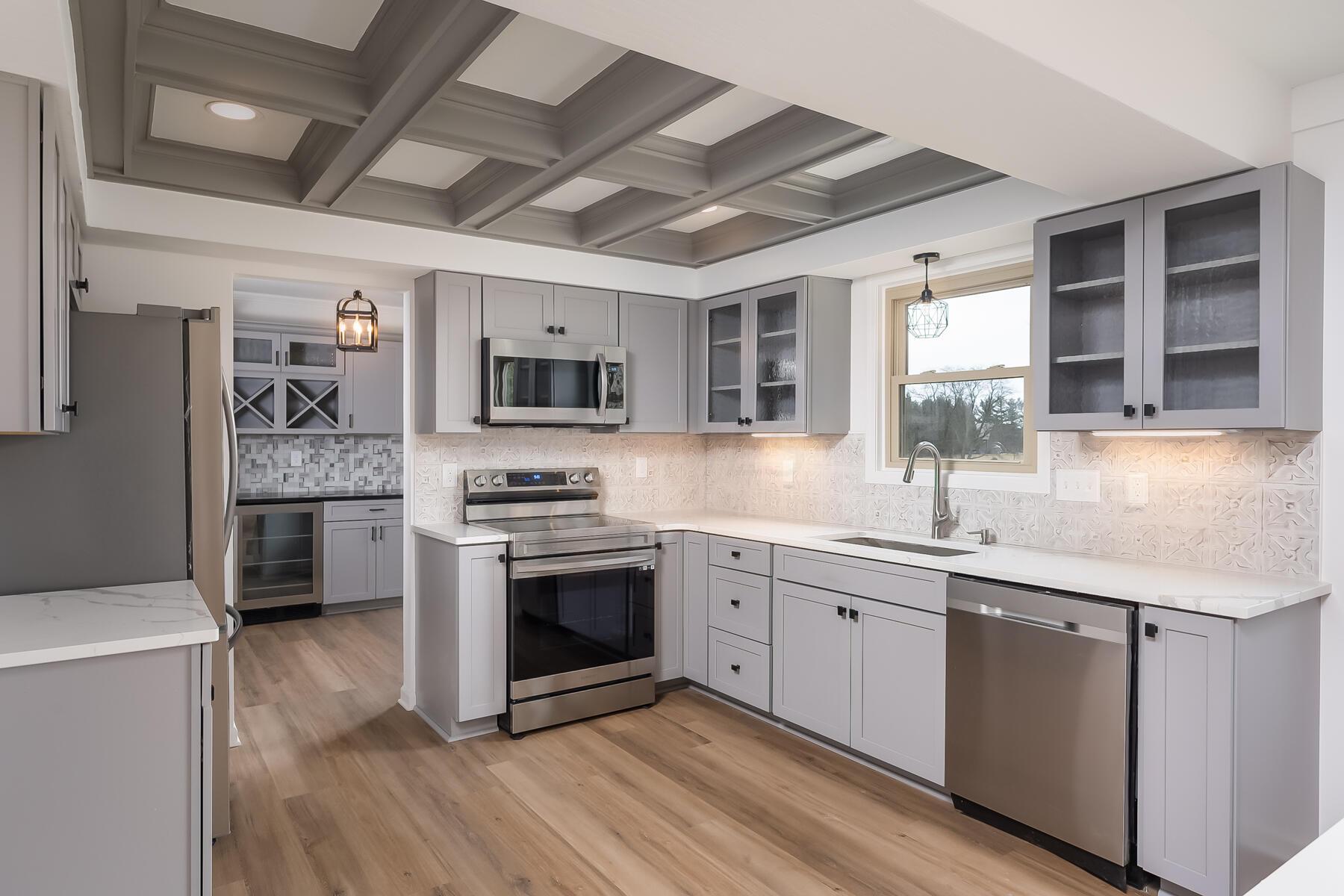 6001 Moore Road Delaware, OH 43015 - Photo 11 of 39 Kitchen