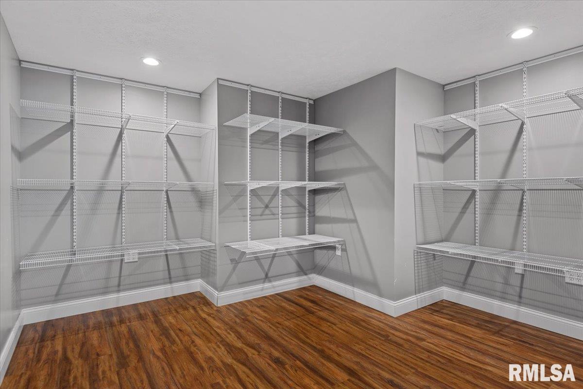 3516 Fernwood Drive Springfield, IL 62711 - Photo 56 of 68