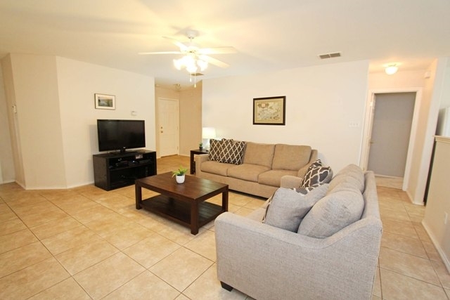 2162 Lima Loop Laredo, TX 78045 - Photo 9 of 18 Gallery Image 9