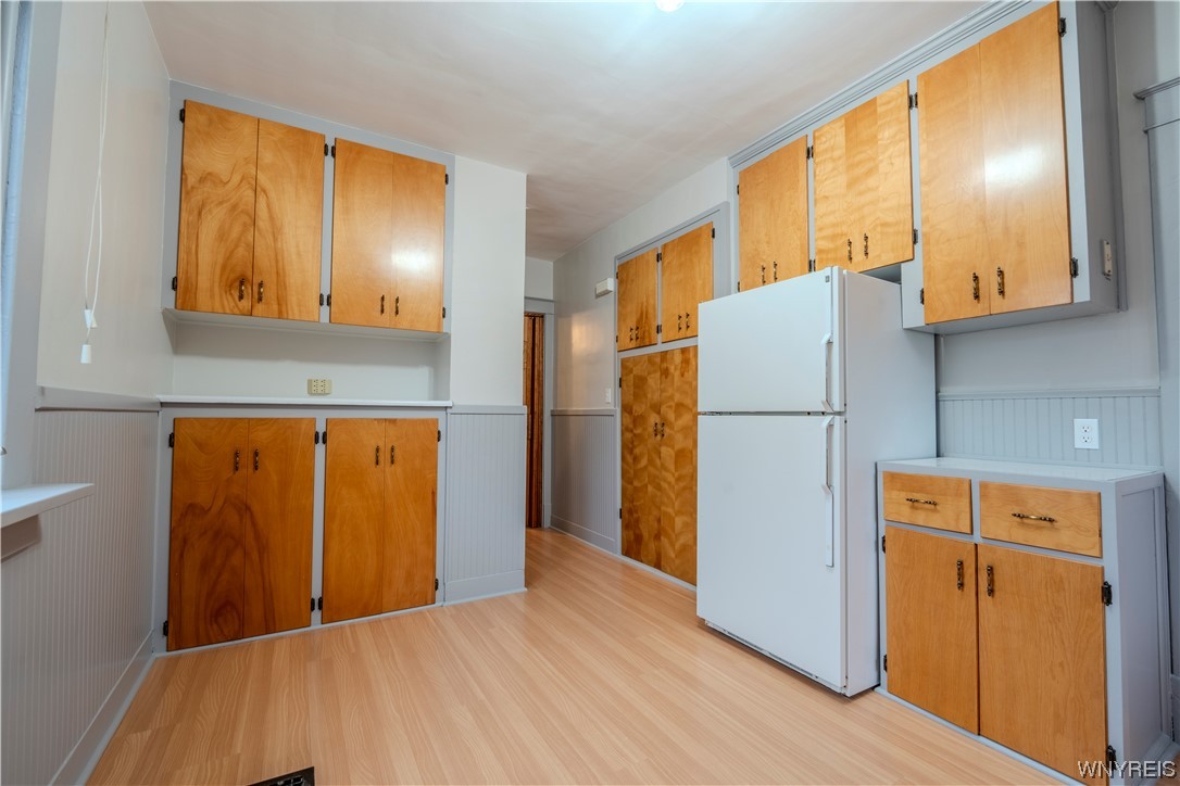 4031 Lewiston Road Niagara Falls, NY 14305 - Photo 14 of 42 Freshly painted