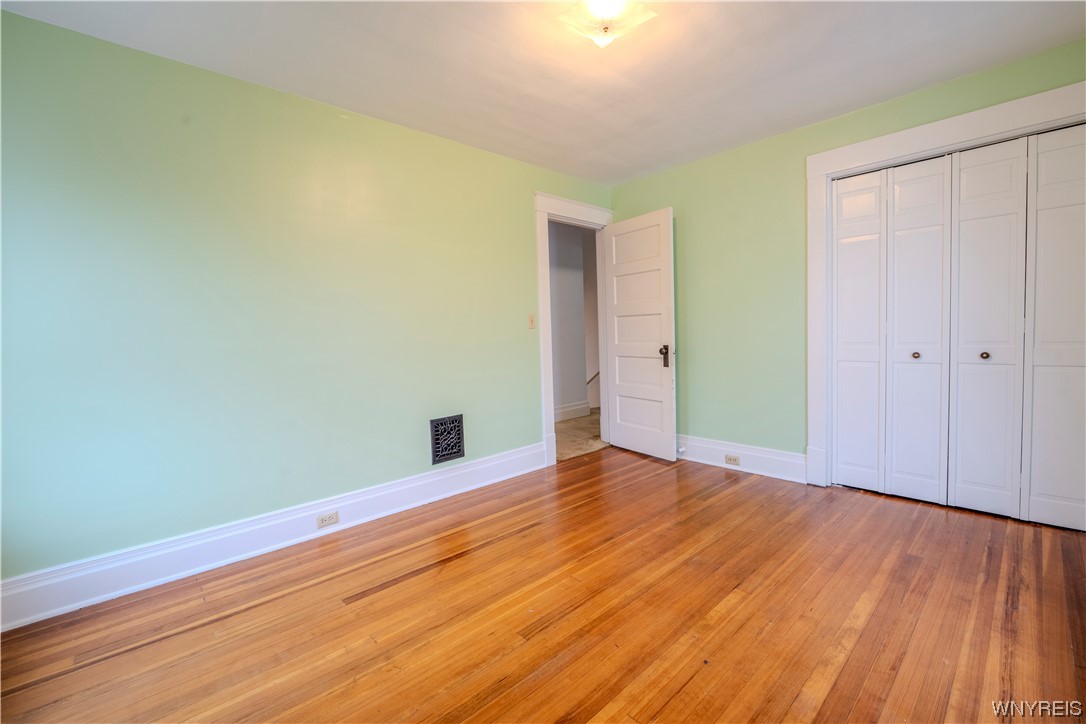 4031 Lewiston Road Niagara Falls, NY 14305 - Photo 23 of 42 Great amount of light