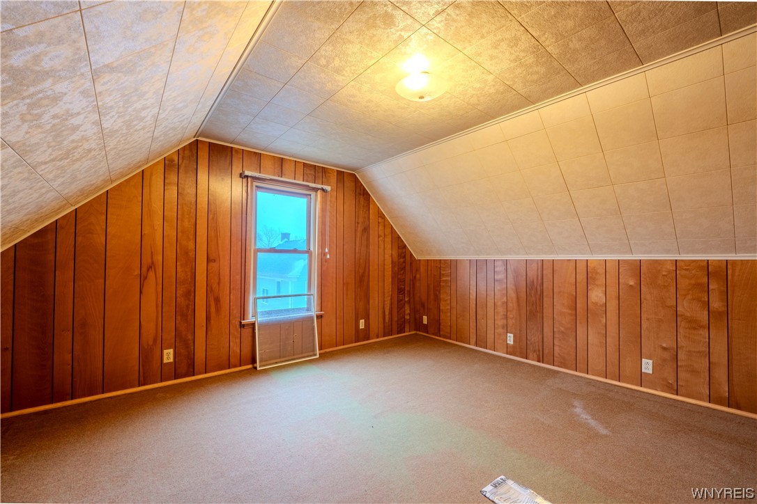 4031 Lewiston Road Niagara Falls, NY 14305 - Photo 33 of 42 Huge additional bedroom could be a primary