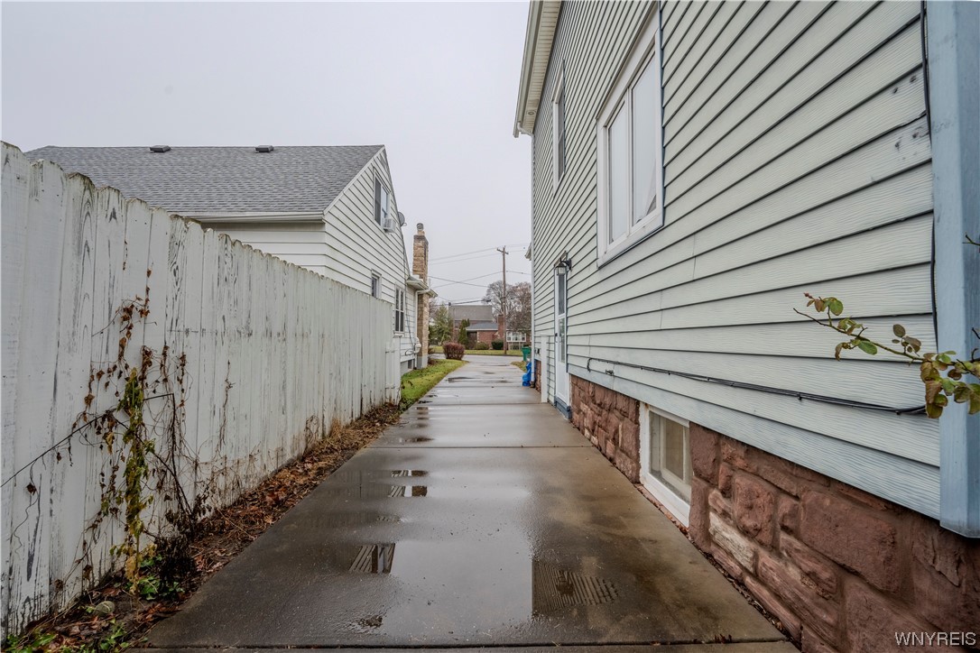 4031 Lewiston Road Niagara Falls, NY 14305 - Photo 40 of 42 Plenty of parking and a 1 car garage