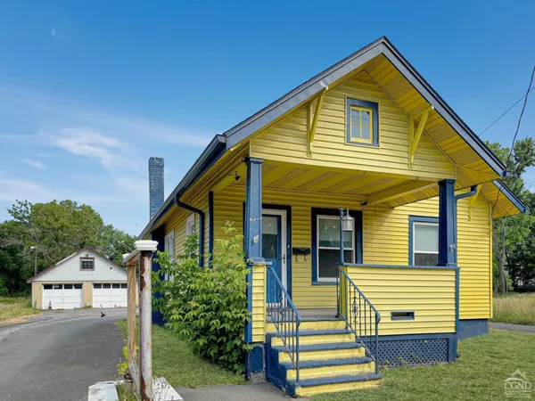 $189,900 | 77 Maple Avenue, Catskill, NY 12414