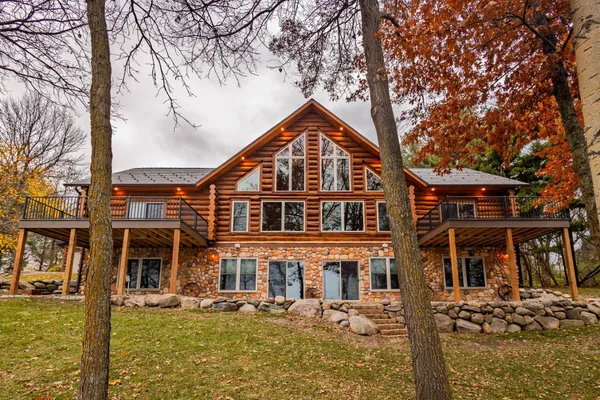 $1,189,900 | 3005 West Lake Jessie Drive, Alexandria, MN 56308