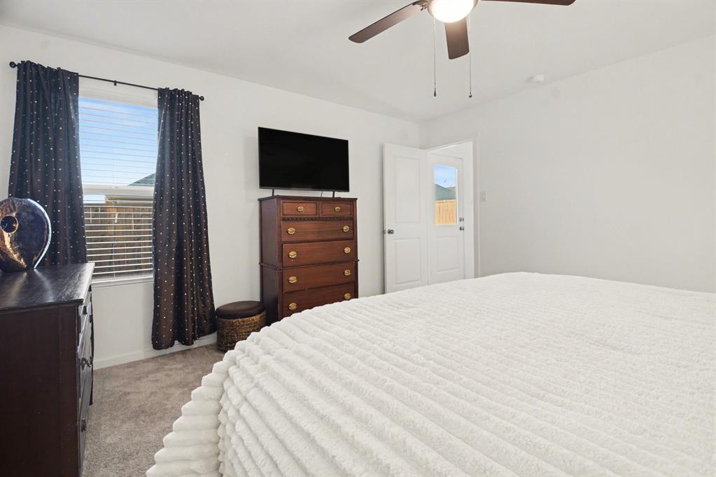 14174 Inglebert Street Pilot Point, TX 76258 - Photo 14 of 21