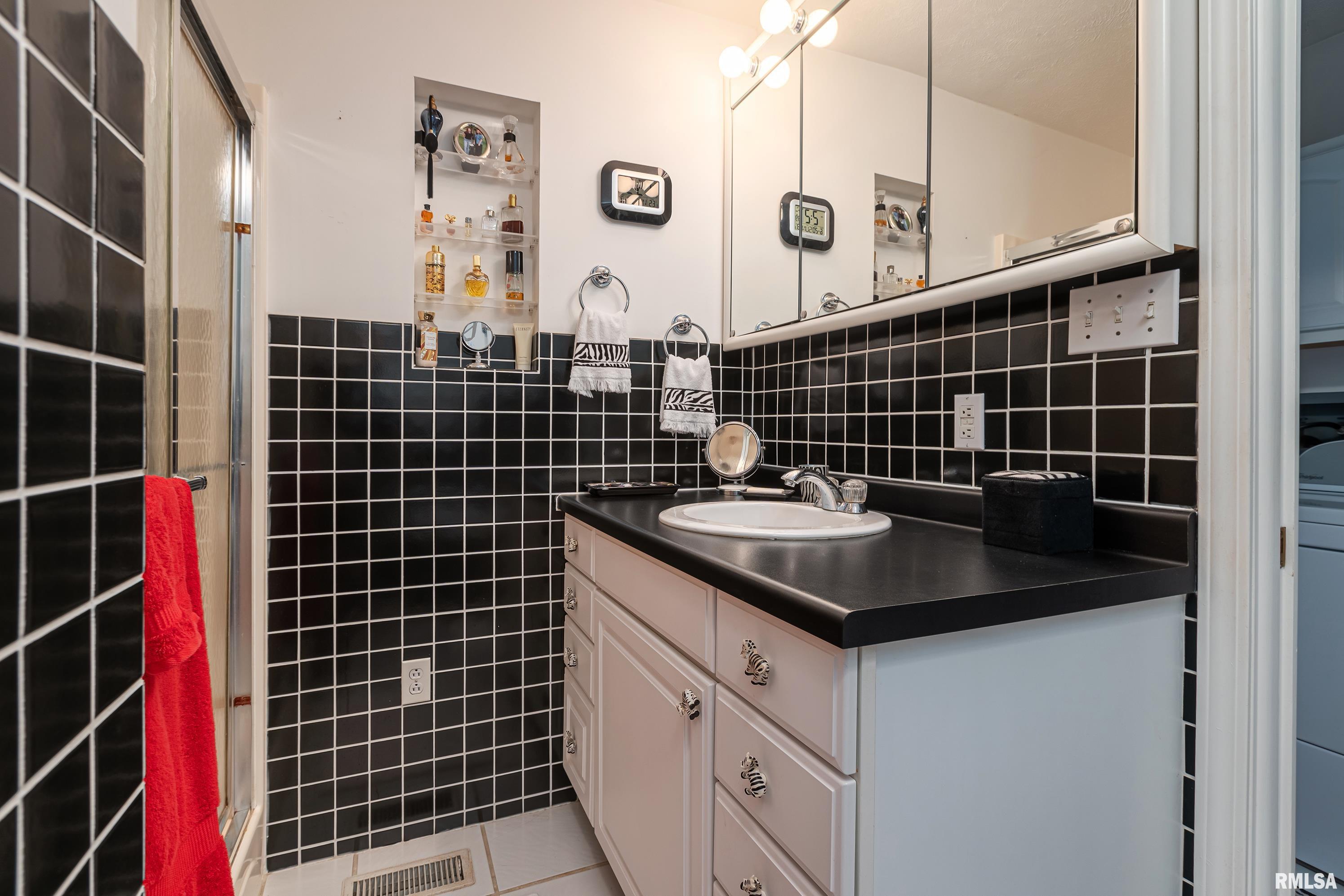 207 Bob A Rosa Avenue Murphysboro, IL 62966 - Photo 21 of 33