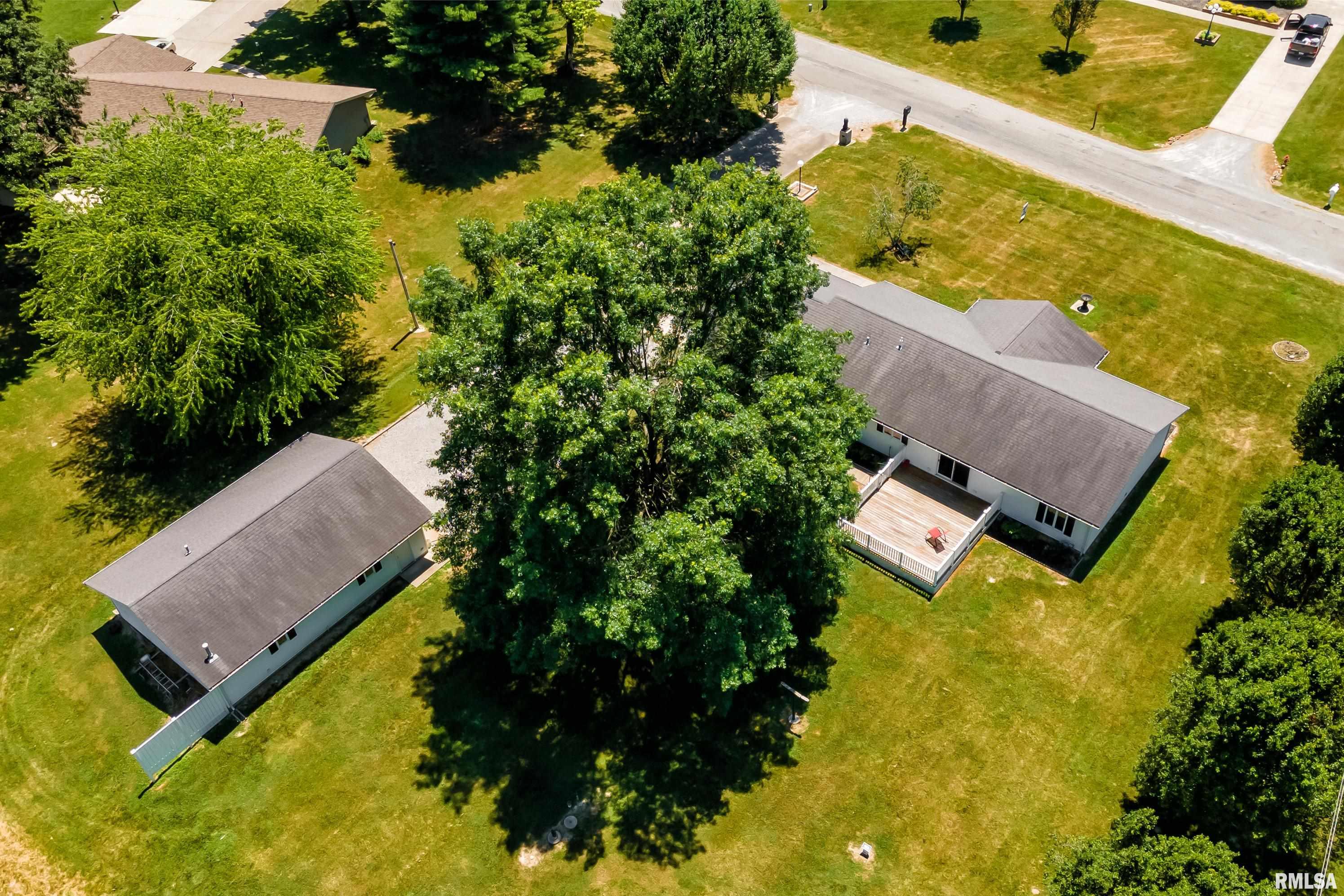 207 Bob A Rosa Avenue Murphysboro, IL 62966 - Photo 10 of 33