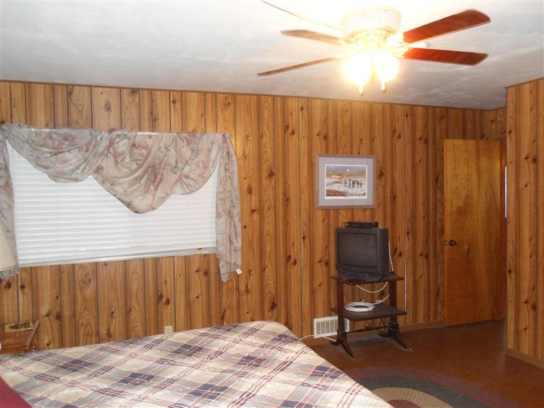 47528 Creekside Road Squaw Valley, CA 93675 - Photo 15 of 21 Gallery Image 15
