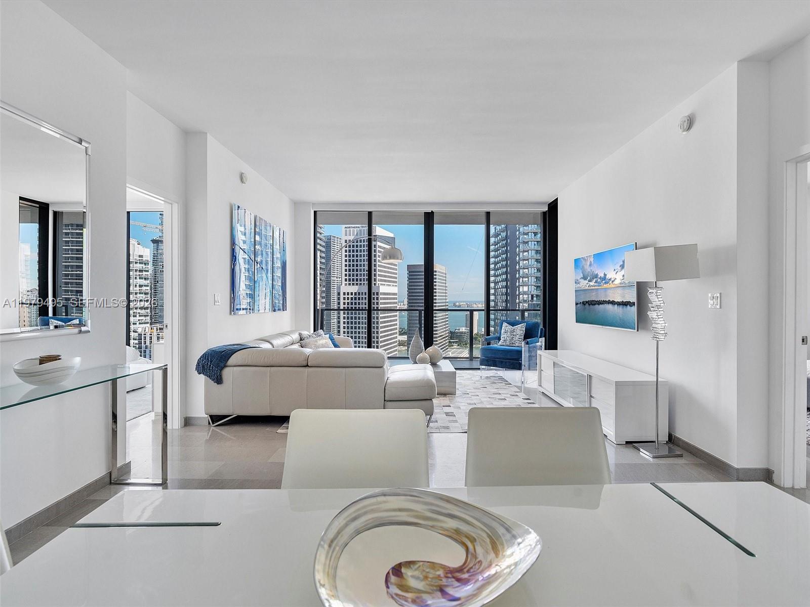 88 Southwest 7th Street, Unit 2709 Miami, FL 33130 - Photo 11 of 56